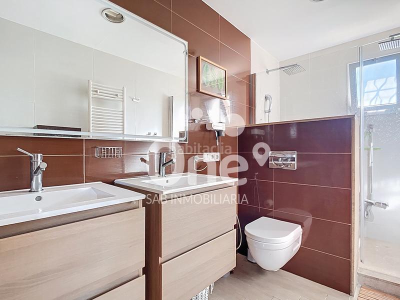 Foto ba1578f6-eee7-4fb0-8e35-ad72df262914. Xalet amb xemeneia calefacció piscina a Urbanizaciones Llíria