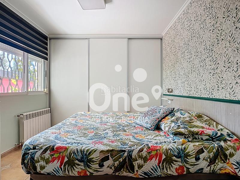 Foto d8dfc7e2-c654-448d-8b2f-300d14de0647. Xalet amb xemeneia calefacció piscina a Urbanizaciones Llíria