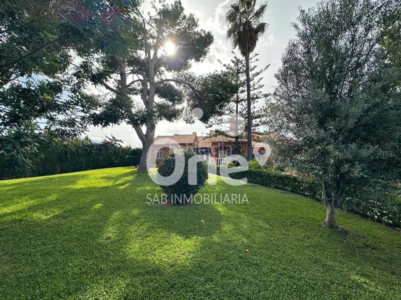 Foto 1a75a4ae-9009-44e6-9b50-a8ae7e84a27b. Chalet with fireplace heating parking in San Antonio de Benagéber