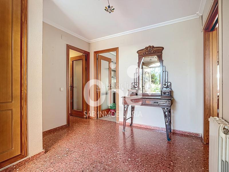 Foto 4c04c258-a973-4a0d-bcc3-4b4c0eabfa20. Chalet with fireplace heating parking in San Antonio de Benagéber