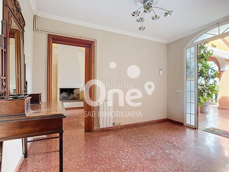 Foto b3b0ee0c-23a2-447c-b0c4-f358fcf9ca4f. Chalet with fireplace heating parking in San Antonio de Benagéber