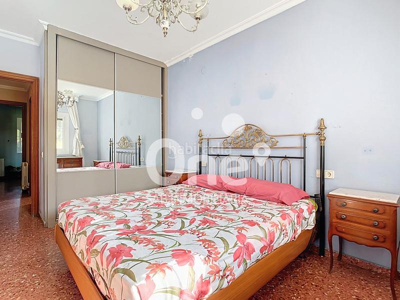 Foto d231a1e8-5267-4a0a-95f4-b40df5b10c03. Chalet with fireplace heating parking in San Antonio de Benagéber