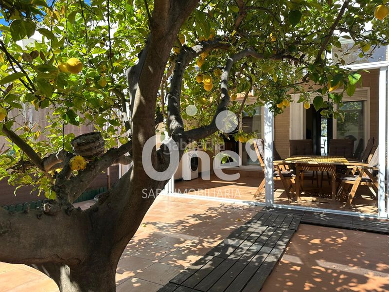 Foto 7dbf0d81-283a-4b91-9de9-f37a239559ea. Casa adossada amb calefacció aparcament piscina a San Antonio de Benagéber