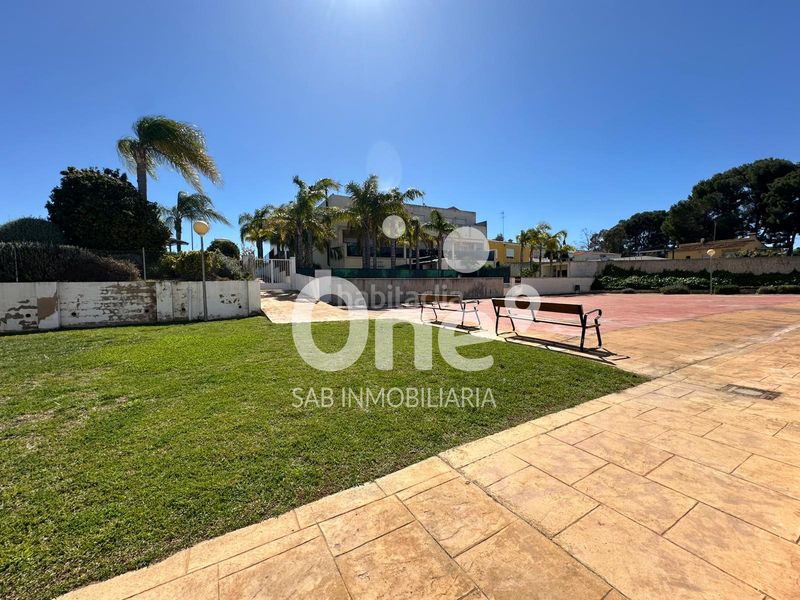 Foto b1f21124-9a3f-48fa-b222-486950226d75. Casa adossada amb calefacció aparcament piscina a San Antonio de Benagéber