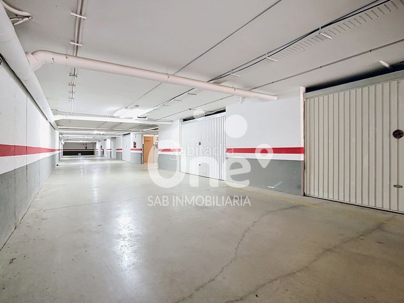 Foto e2059dfb-4e39-4c84-b44d-387f670f6409. Casa adossada amb calefacció aparcament piscina a San Antonio de Benagéber
