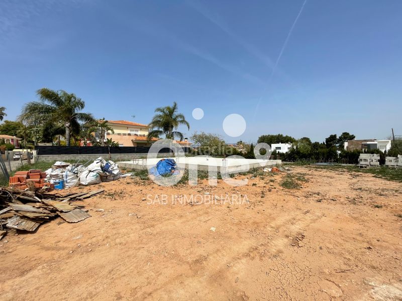 Foto e3711ab9-9248-4f44-9999-c8232cde4bbe. Terreny residencial a La Conarda-Montesano Bétera