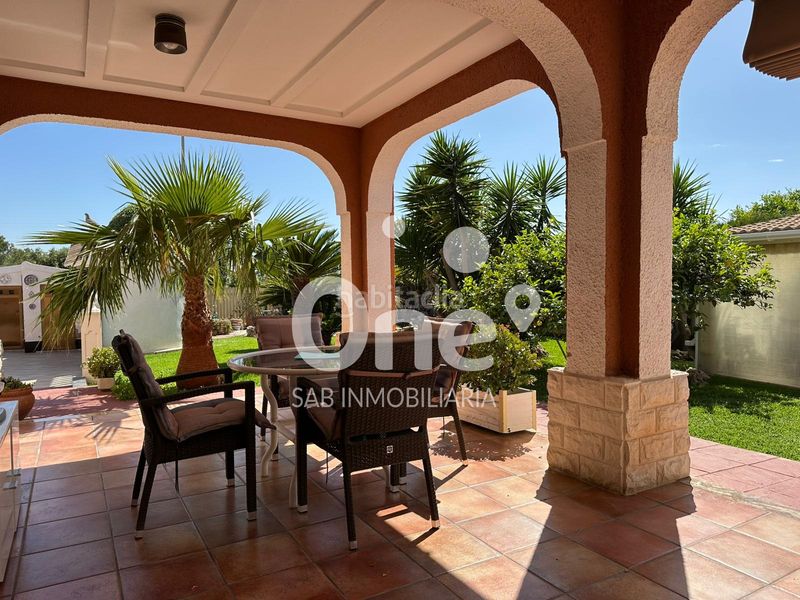 Foto 9fa6b9f0-db89-429a-a90b-9125172b6c01. Xalet amb calefacció aparcament piscina a San Antonio de Benagéber