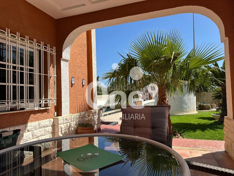 Foto e0a196f7-bbcd-487e-8f42-7a2bd5137879. Xalet amb calefacció aparcament piscina a San Antonio de Benagéber