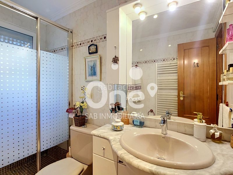 Foto 4c92d691-e2a8-4c12-a5eb-06c4d3473e7b. Xalet amb xemeneia calefacció aparcament piscina a Eliana (l´)