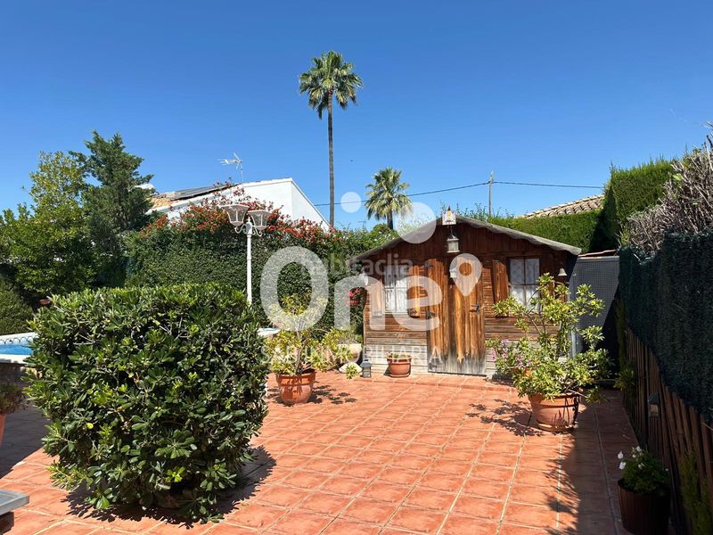 Foto ce879121-8b25-43a3-9a74-9a99204cfef7. Xalet amb xemeneia calefacció aparcament piscina a Eliana (l´)