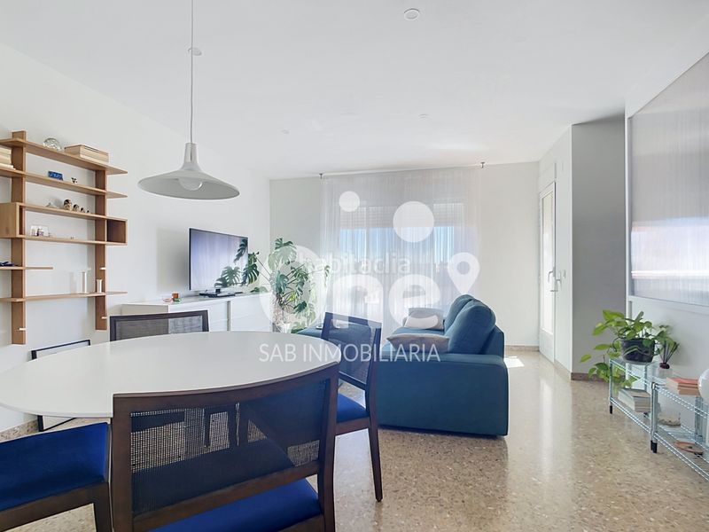 Foto 4abfa1c3-2821-4af4-ae9f-d35008d31886. Pis amb aparcament a Núcleo Urbano Pobla de Vallbona (la)
