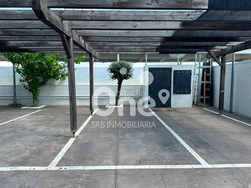 Foto 599e2279-6029-47e6-8417-8d005ddac108. Casa adossada amb xemeneia calefacció aparcament piscina a San Antonio de Benagéber