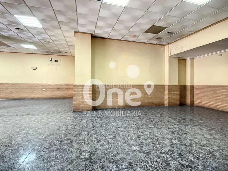 Foto adb1bab0-71de-4274-b60e-09f730f7db10. Local comercial a Cardenal Benlloch Mislata
