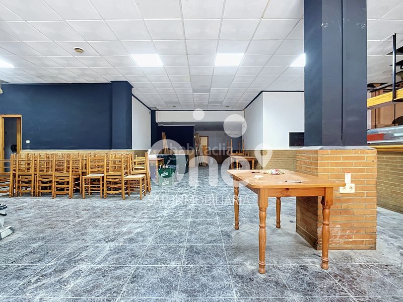 Foto b912d3ed-def5-499d-b8d7-ffcee374ecff. Local comercial a Cardenal Benlloch Mislata