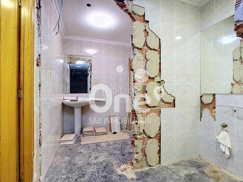 Foto ca398cc3-7578-4ba7-b373-5645d65fa1a8. Local comercial a Cardenal Benlloch Mislata