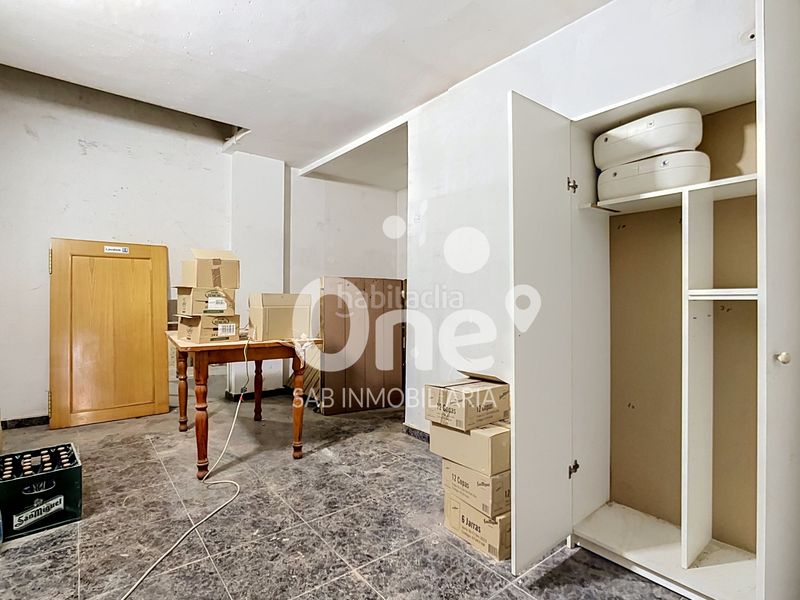 Foto ea7c74c3-34b6-43e7-ba83-827e5f07cd59. Local comercial a Cardenal Benlloch Mislata