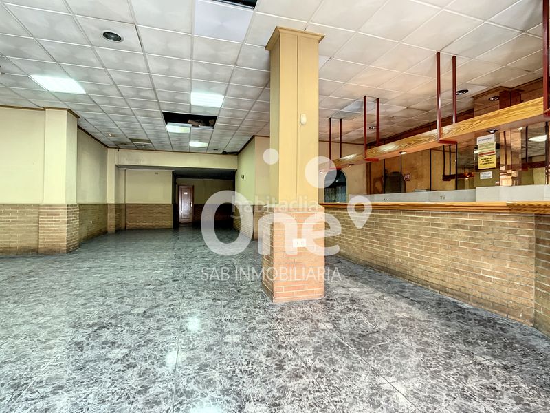Foto ebe32ac5-db05-4989-bc45-5fd70af2aa5d. Local comercial a Cardenal Benlloch Mislata