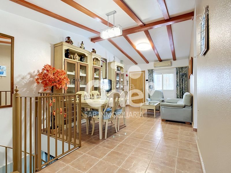 Foto 42351502-f843-416b-9348-4b0ecf92be78. Casa aparellada amb piscina a La Conarda Pobla de Vallbona (la)