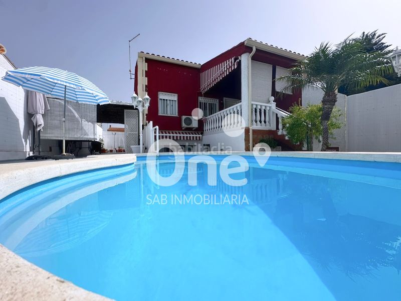 Foto 449f4528-c5b0-4bdd-b728-7ff169d13a4e. Casa aparellada amb piscina a La Conarda Pobla de Vallbona (la)