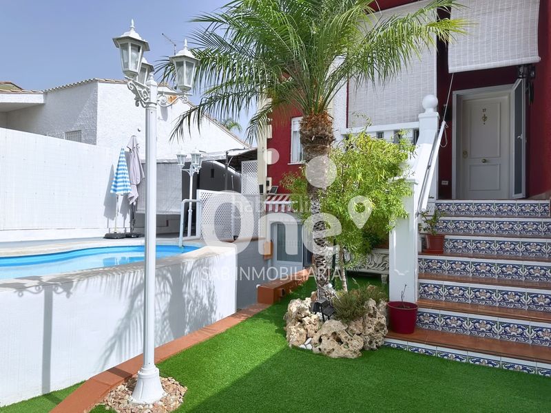 Foto 4859ce28-5fa3-4cfe-a73b-2697e4f3586a. Casa aparellada amb piscina a La Conarda Pobla de Vallbona (la)