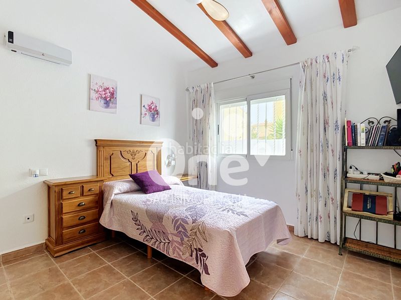 Foto 793767cc-17d2-4061-b1a1-3ac3285b6774. Casa aparellada amb piscina a La Conarda Pobla de Vallbona (la)