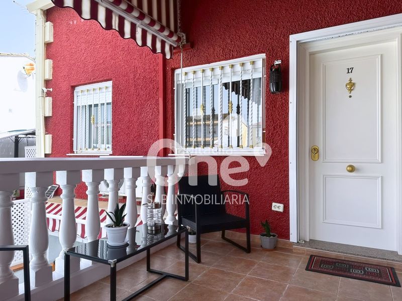 Foto b61a00d8-e4cf-4a0b-b2b0-0eef62d6a8a2. Casa aparellada amb piscina a La Conarda Pobla de Vallbona (la)