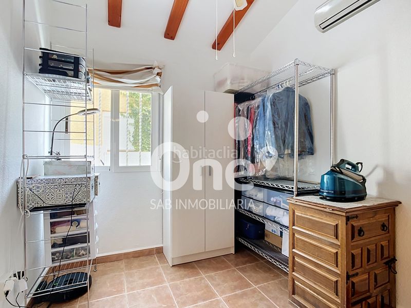 Foto d39171e3-099a-4a4a-80a1-bac9df9bd276. Casa aparellada amb piscina a La Conarda Pobla de Vallbona (la)