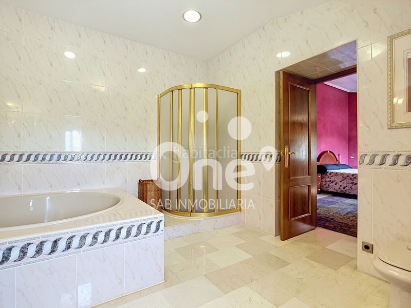 Foto 66a2e400-9b09-4b4e-8817-337637176833. Xalet amb calefacció piscina a Entrepinos Eliana (l´)