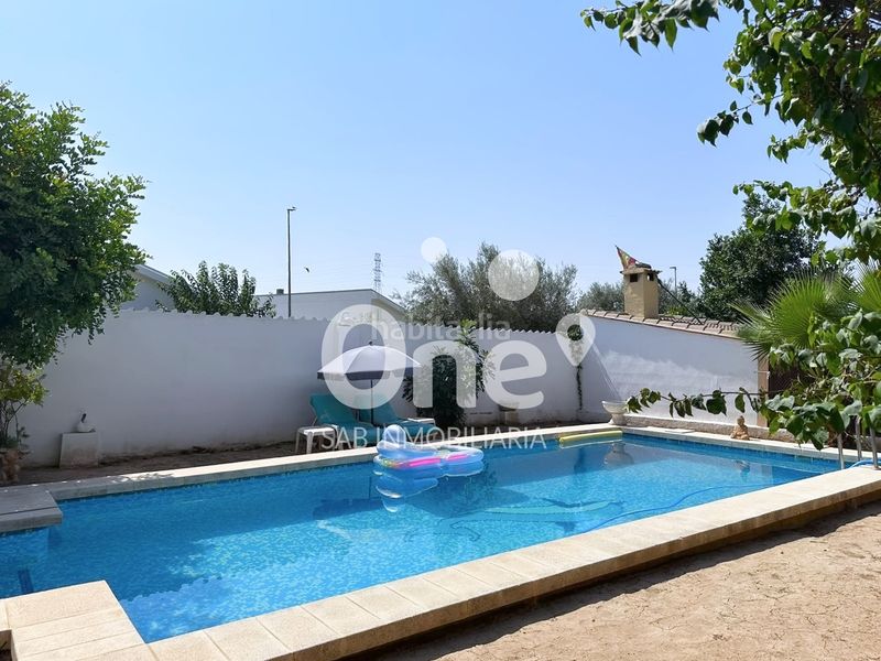 Foto 8ff6e297-50c5-44a6-8de0-5136979a8591. Xalet amb calefacció piscina a Entrepinos Eliana (l´)