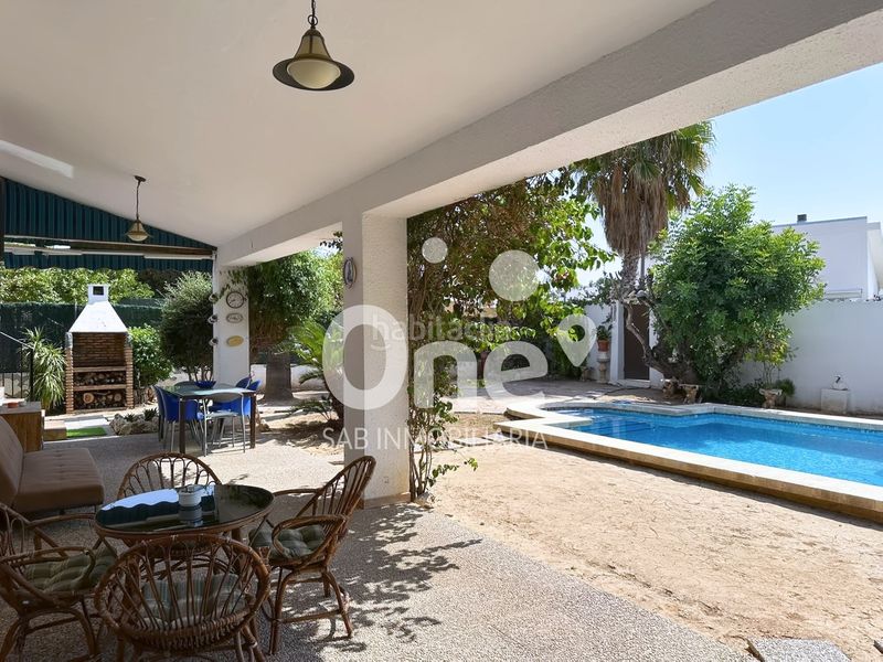 Foto b0fe85f3-ac9c-4df7-9927-fba1eed4bd66. Xalet amb calefacció piscina a Entrepinos Eliana (l´)