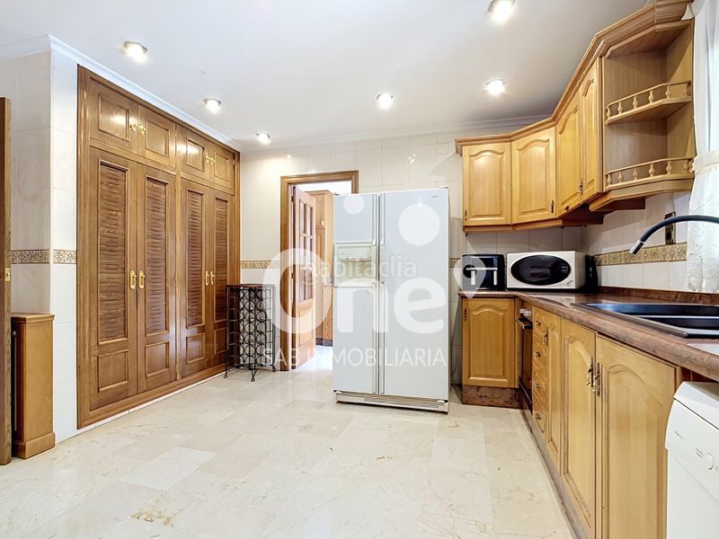 Foto e2c86288-5b68-42bd-9ef2-393d74c0f6a5. Xalet amb calefacció piscina a Entrepinos Eliana (l´)