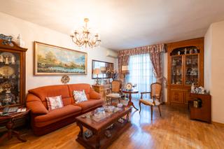 Pis  Calle de cedillo del condado. Piso en venta en calle de cedillo del condado, guilas, latina,