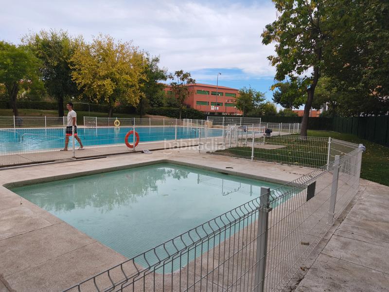 Foto 9a5f9810-2dc0-42dc-bd73-930d4368c00d. Pis amb calefacció piscina a Loranca Fuenlabrada