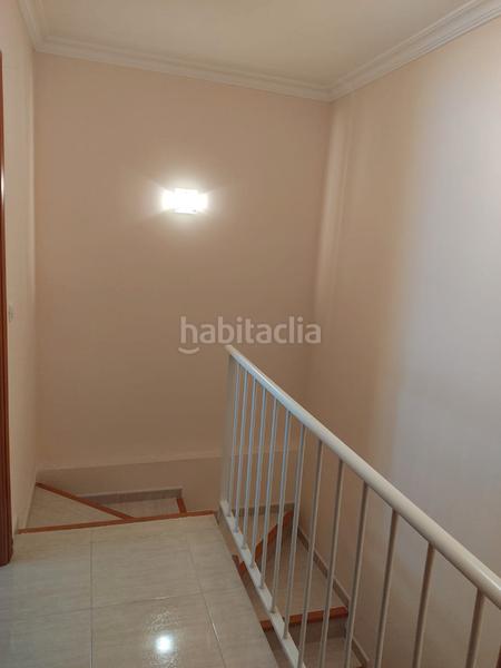 Foto ee0e549b-2a6a-4e4b-a12f-adaaf2893c20. Zweistöckige wohnung mit heizung parking in Tomelloso