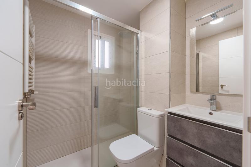 Foto 115c63f1-f02f-4272-b9c6-e25a7296510e. Piso  en venta en cl valmojado, Aluche, latina, en Madrid