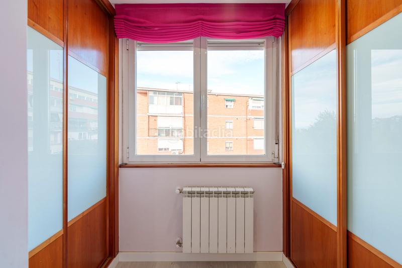 Foto 15b46149-0a4d-4e24-8075-b3feca6d37c3. Piso  en venta en cl valmojado, Aluche, latina, en Madrid