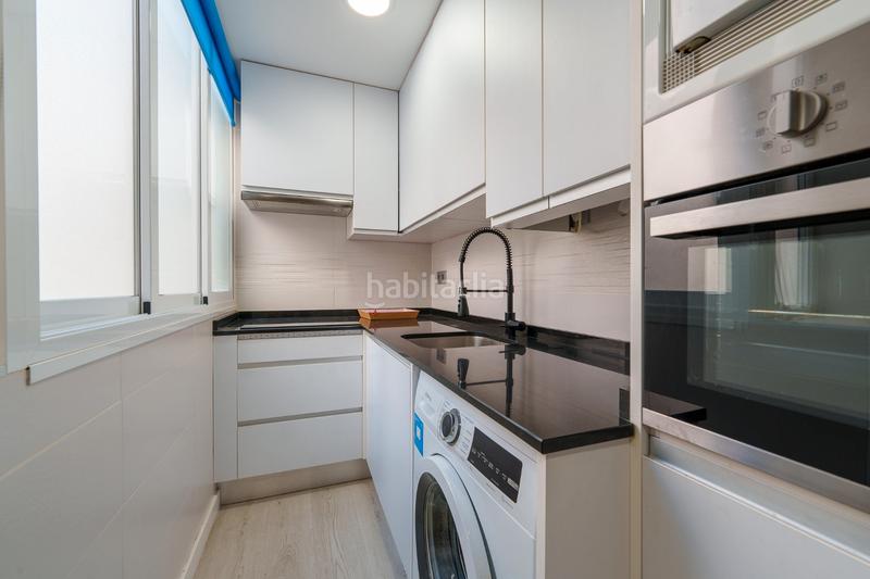 Foto c34ffa0e-2ba7-413d-a729-681601a84a7a. Piso  en venta en cl valmojado, Aluche, latina, en Madrid