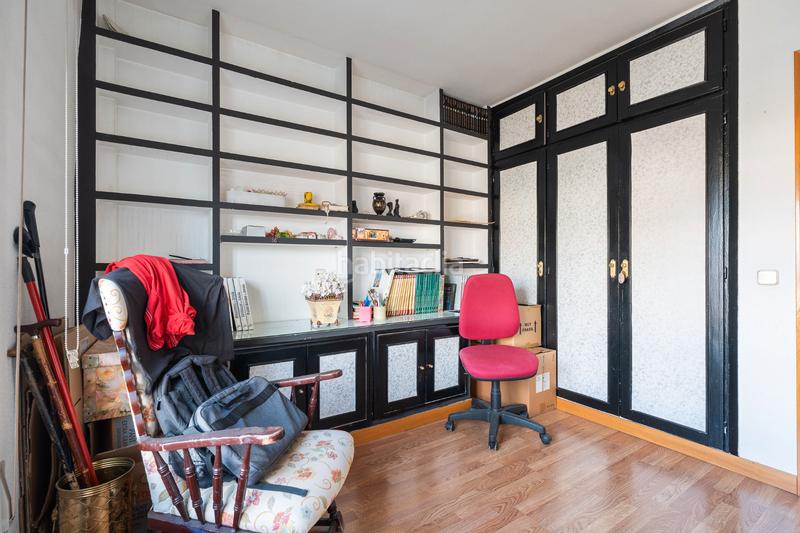 Foto e0a10903-1735-439d-a855-92b3bc01a8cb. Appartement avec chauffage parking dans Aluche Madrid