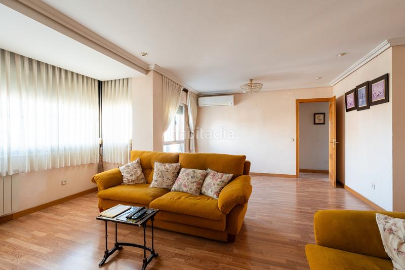 Foto f36985b8-d476-4140-a629-07f05abaf853. Appartement avec chauffage parking dans Aluche Madrid