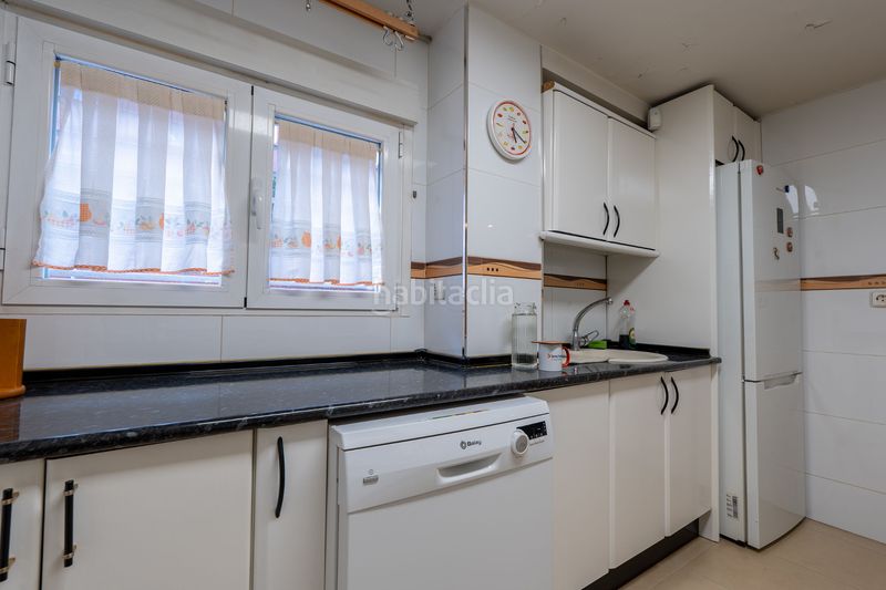 Foto 122e1d82-6207-4836-80d9-f521037cff8e. Pis amb calefacció aparcament a Lucero Madrid