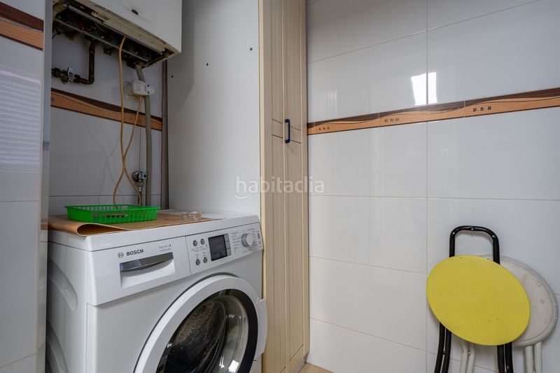 Foto a49331fe-c9f6-470e-8635-64907e7a08e6. Pis amb calefacció aparcament a Lucero Madrid