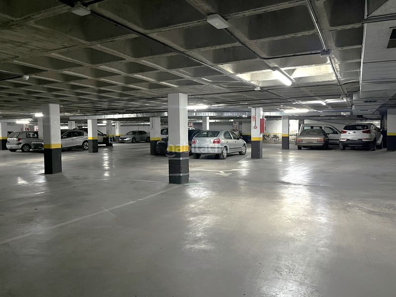 Foto 9b2b6dc0-9ddb-4848-b294-b95dd63aa4a1. Aparcament cotxe a Aluche Madrid
