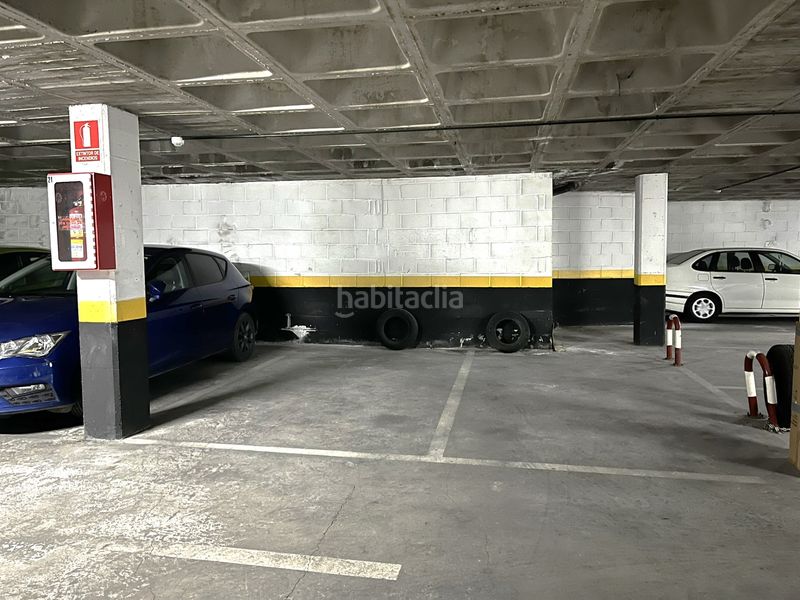 Foto f013e0b2-f4de-457d-bedb-fa59dff08b57. Aparcament cotxe a Aluche Madrid