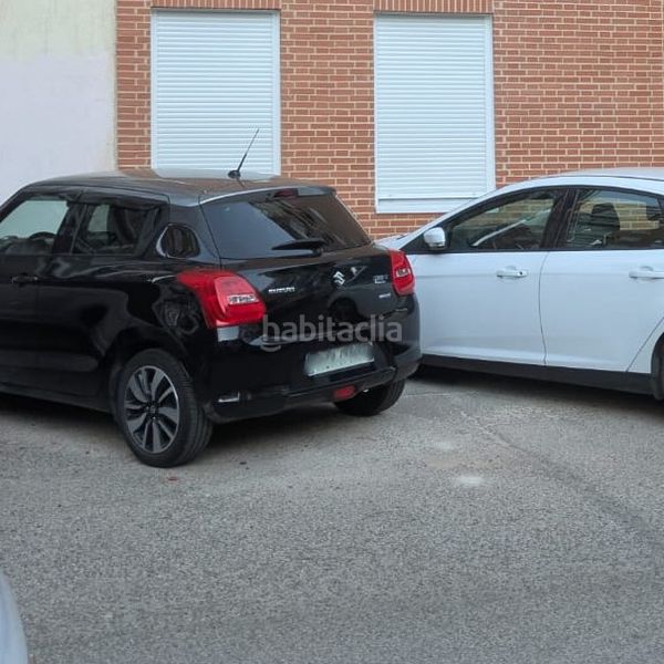 Foto a09090d3-22d2-438a-b6a5-bfc983eec9cf. Pis a Aluche Madrid