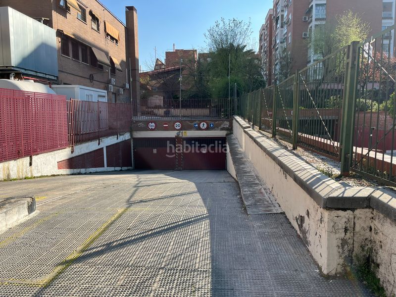 Foto 64053277-d5aa-4c8e-b175-df37e1938a00. Aparcament cotxe a Aluche Madrid