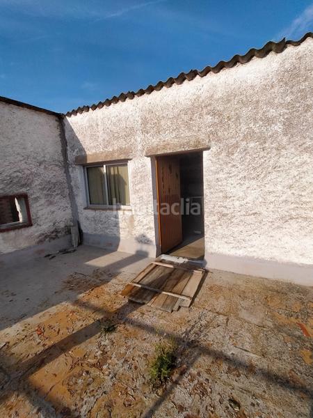 Foto b19a2111-4e26-4a97-94d3-0b0e3548c545. Chalet in travessera de la cuesta 3 in Cubells