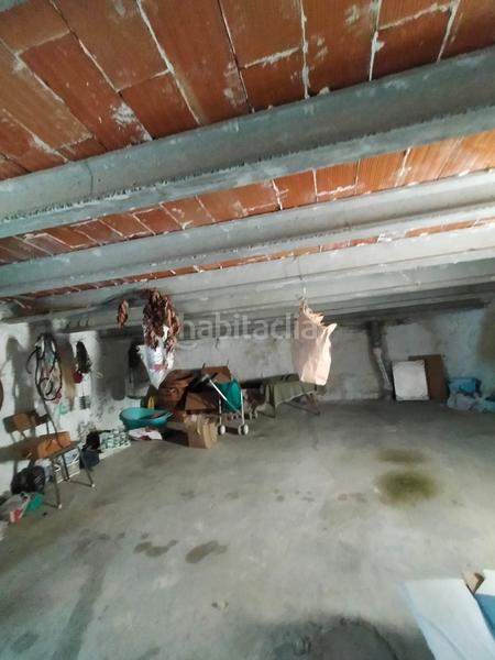Foto c0a54b92-1fe7-46f6-866f-e6d4a85d789c. Chalet in travessera de la cuesta 3 in Cubells