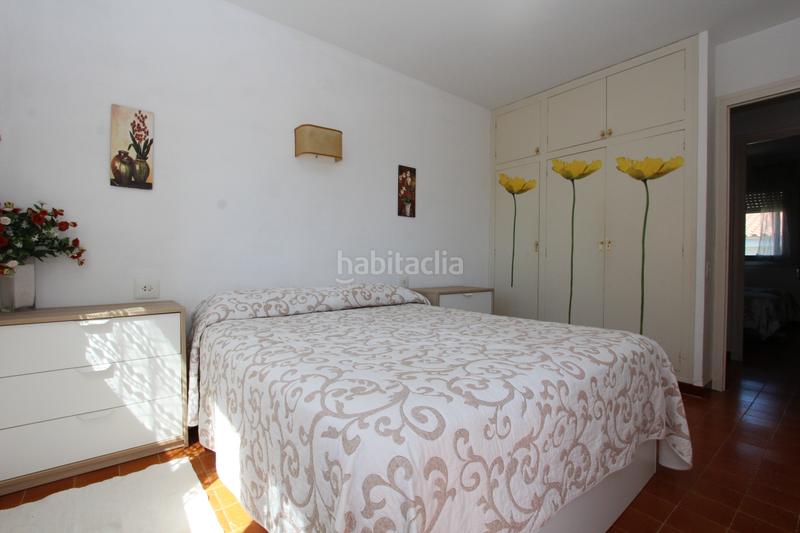 Foto e4fcbef6-b9b6-4aab-b0e8-794a2db2ef96. Casa pareada  esquinera con una situación excepcional a 150m de la playa en Vandellòs i l´Hospitalet de l´Infant