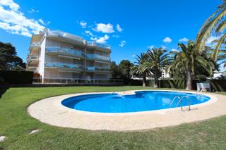 Flat  Passeig del mediterrani. Primera línea de mar, apartamento zona calas