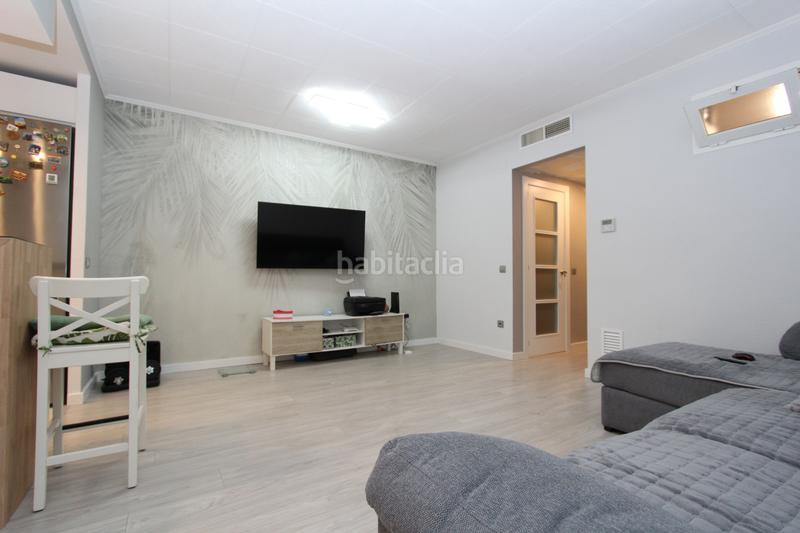 Foto 33ecbdcd-df1c-4ec2-a9ad-385a31b30398. Pis amb calefacció aparcament a Centre Miami Platja